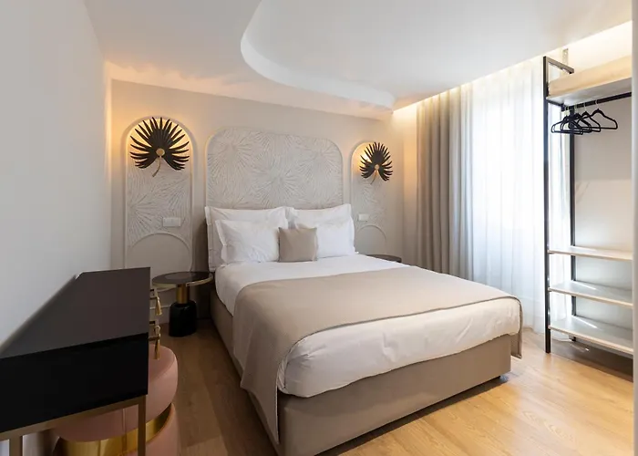 Alojamento Da Vila Golden
