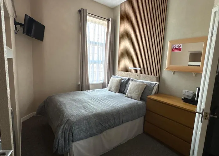 Clifton Private Hotel
