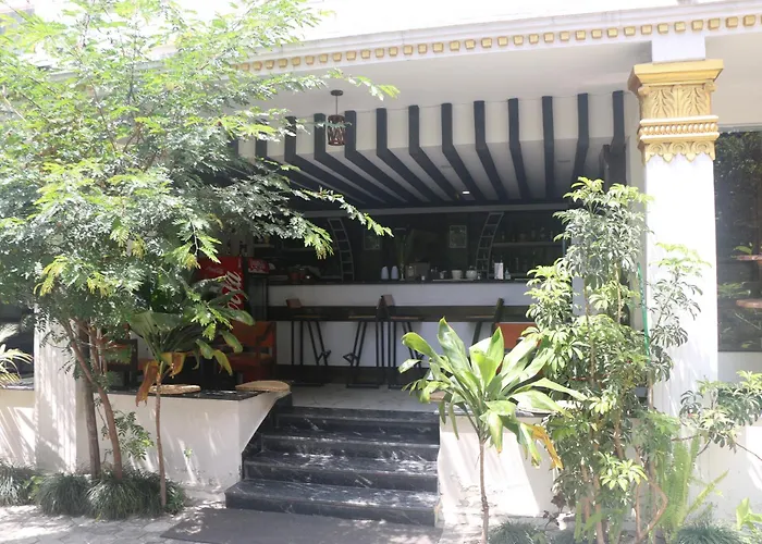 Durbar Hotel & Residence