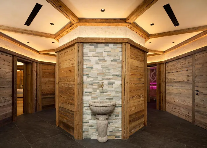 Camino Rustic Chic Hotel