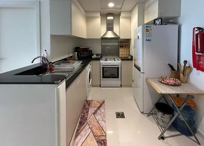 Bespoke Holiday Homes - Modern 1Br In Carson Tower Damac Hills