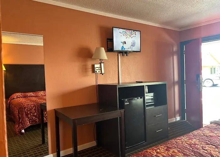 Queen Elizabeth Motel