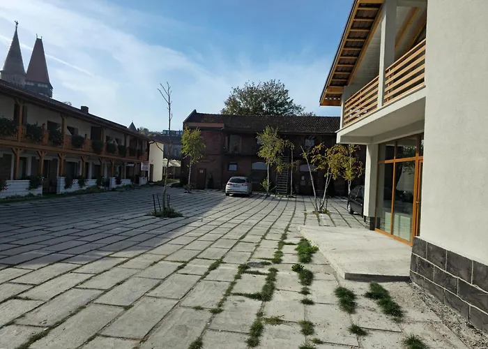 Pensiunea Hanul Huniazilor Hd
