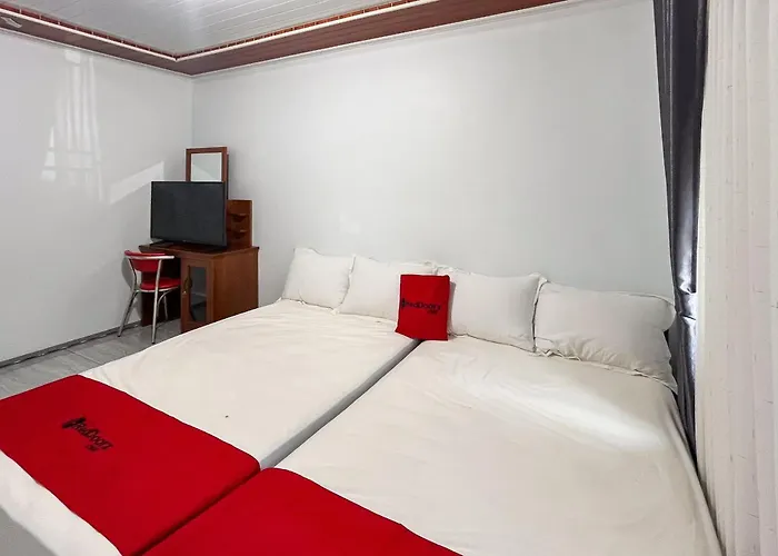 Reddoorz At Mbak Tinem Near Bandara Lubuk Linggau