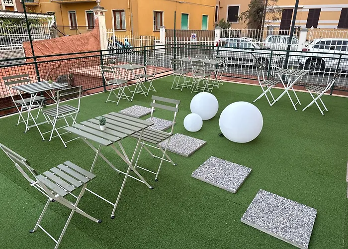 Hotel & Garden