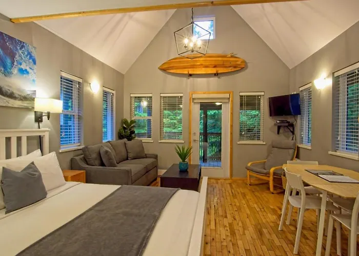 Tide And Trail- Cabin In Ucluelet
