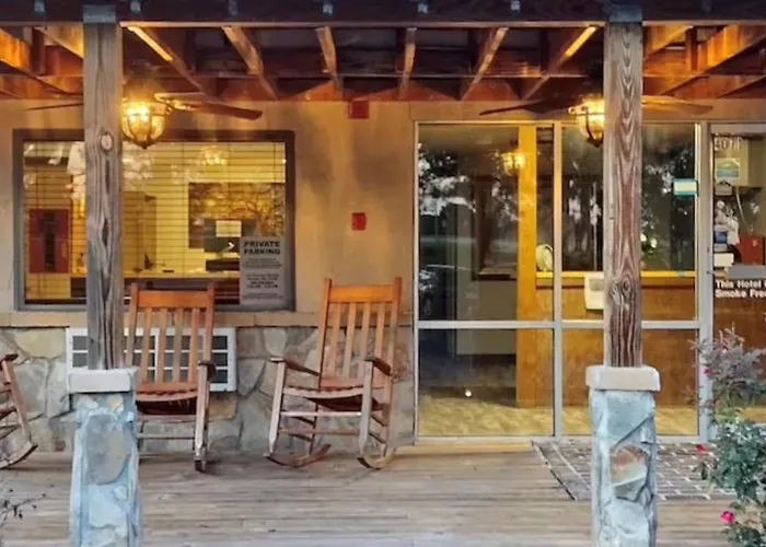 Fairbridge Inn Express