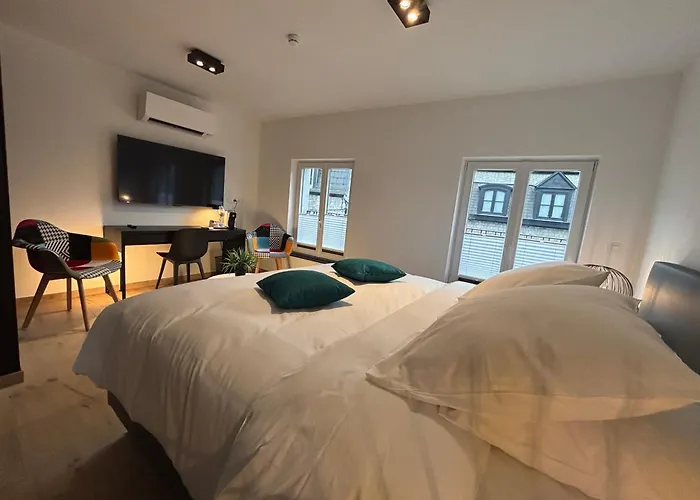 -1331- Chambres A Louer