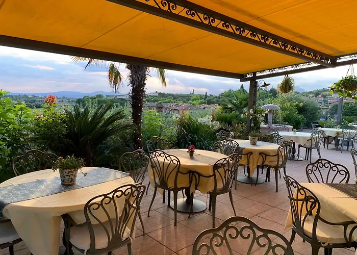 Hotel La Dolce Vita