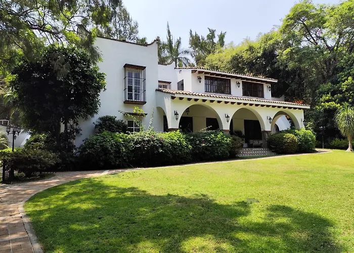 Casa De Las Conchas Cuernavaca