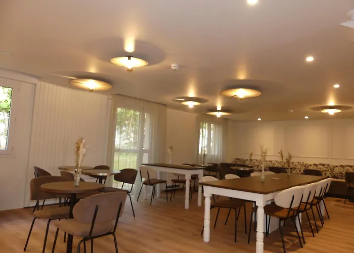 Brit Hotel Confort Alençon