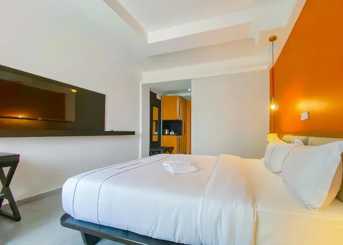 Manou Hotel