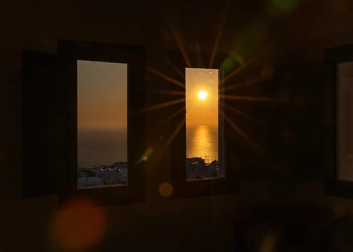 Niabelon Suites - Private Jacuzzi Sunset View