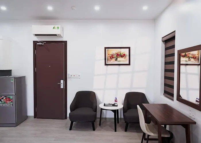 The Eastern Hotel & Apartment