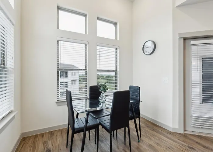 Chisholm Trace 531 I Comfy 2 Bed 2 Bath