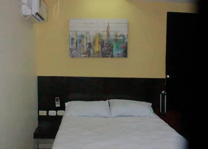 Hotel Raquel Rosado