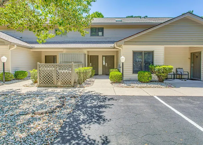 Golf Villa Near Sunset Beach & Intracoastal!