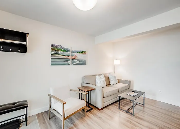 Stirling All Suites Hotel