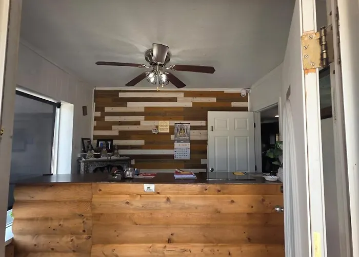 Stardust Inn