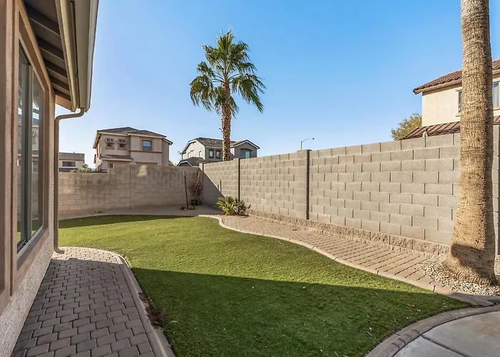 Entire Home In Surprise Downtown, Arizona