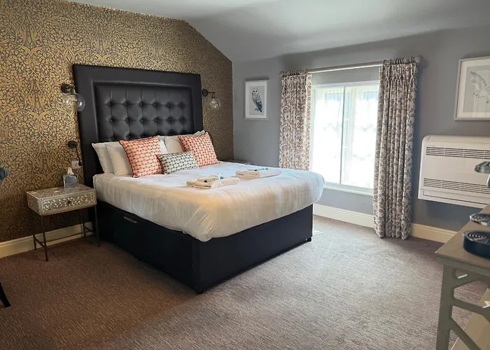 Elveden Inn