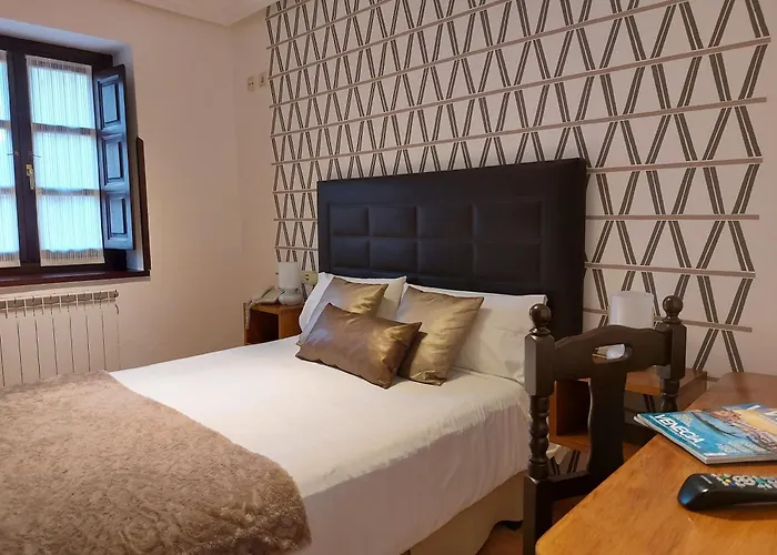 Hotel Rural Entremontes