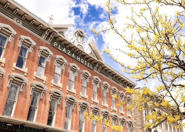 Historic Plaza Hotel