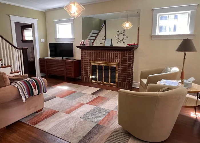 Whirlpool Cottage