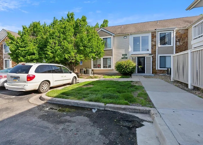 Rosehill Pointe 185 I Spacious 1 Bed 1 Bath