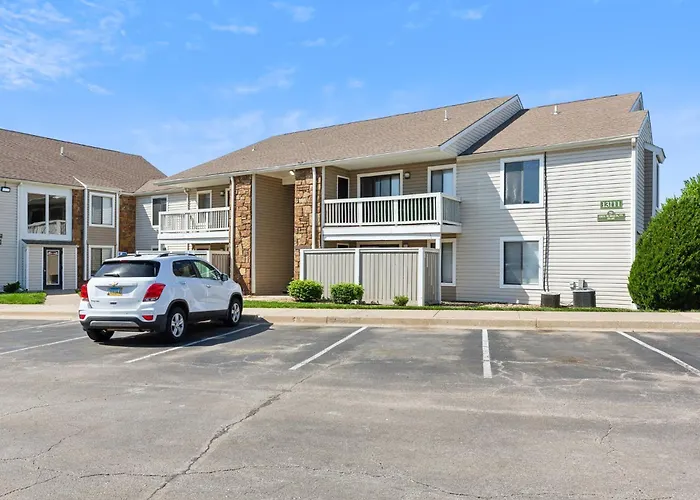 Rosehill Pointe 55 I Spacious 1 Bed 1 Bath