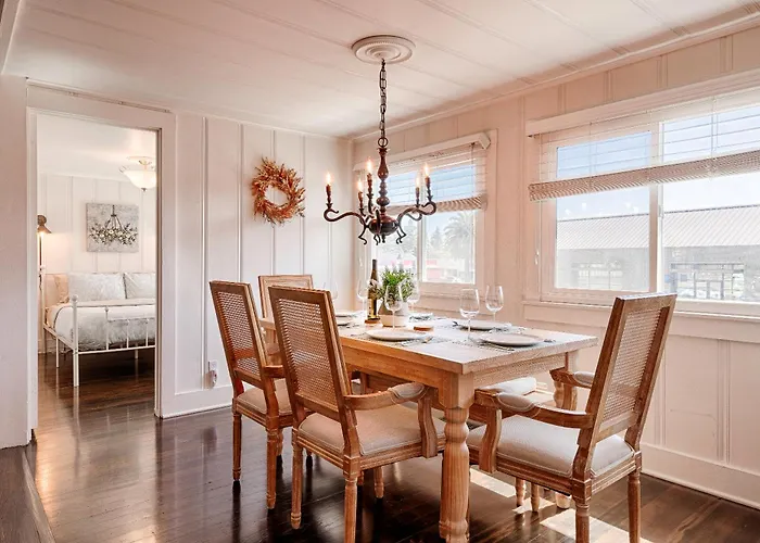 Timeless Charm, Modern Comfort Close To Everything