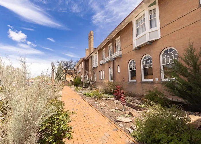Castaneda Hotel
