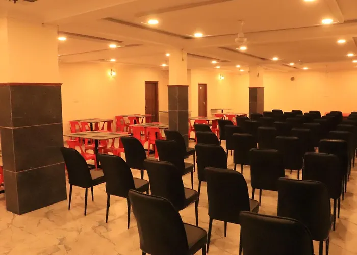 Posh Hotel-Best Business Hotel In Gulbarga
