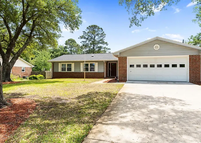 Beach & Downtown Family Fun Wilmington Stay Villa