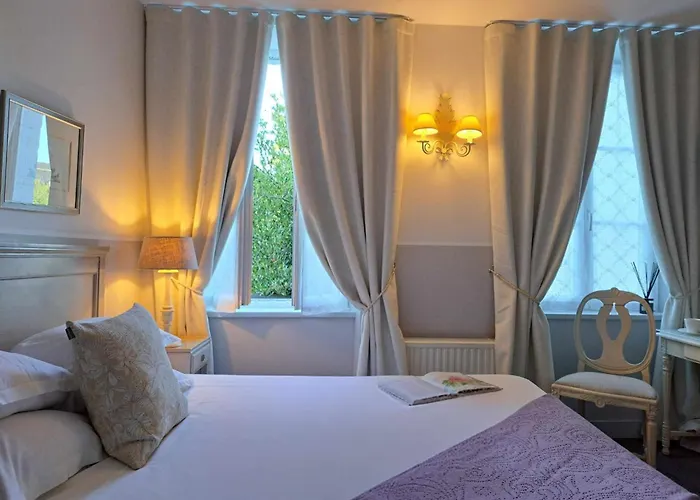 Hotel Traiteur Les Ormes, The Originals Relais