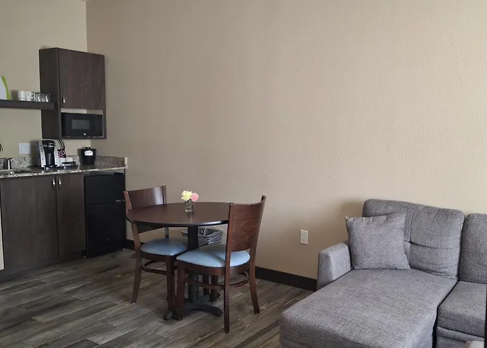Island Suites