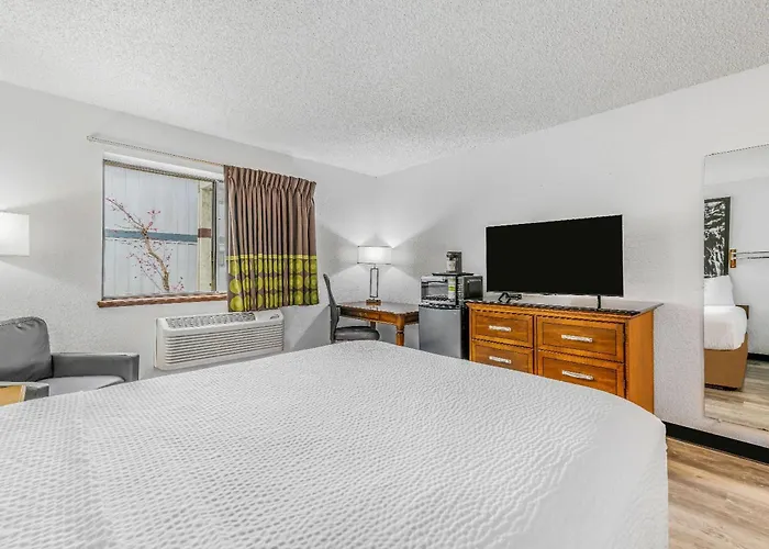 Super 8 By Wyndham Arcata