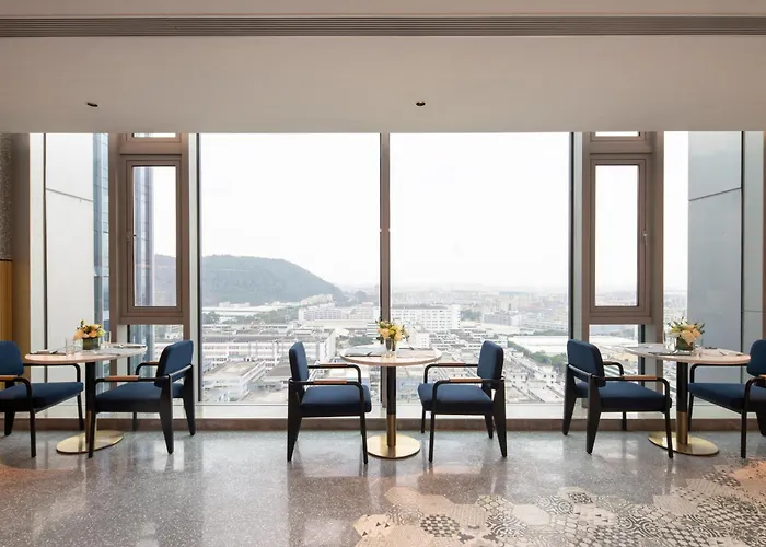 Hilton Garden Inn Shenzhen Airport