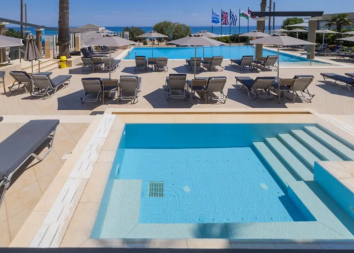 Klonis Hotel