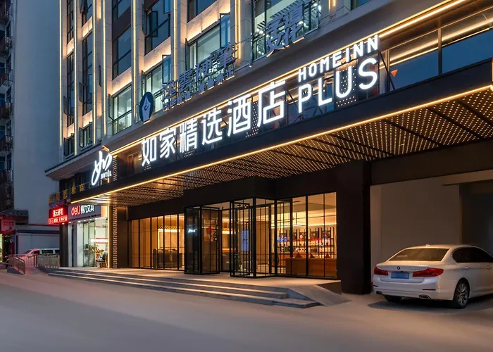 Zhangjiajie Homeinn Plus Hotel-Free Pick Up Service,Free Chinese-Western Breakfast,Free Freah Coffee,Free Self-Service Laundry & Drying, Attraction Tickets Serivce In Advance