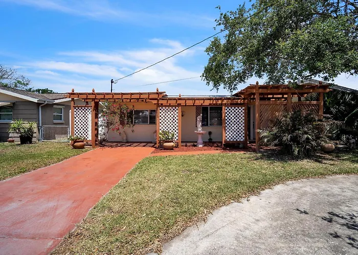 Waterfront Escape With Private Pool & Gulf Access Home