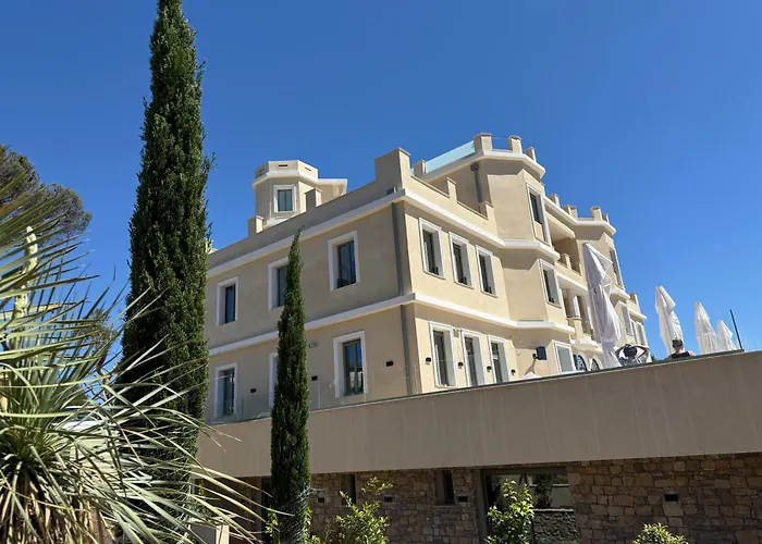 Chateau Rose Golfe De Saint Tropez