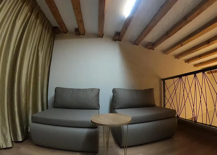 Villa Royal Apartments
