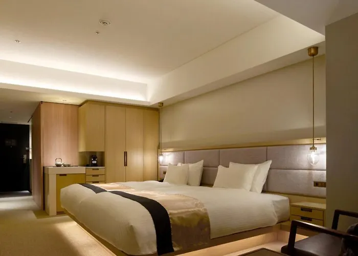 Hotel Atlantiis Suites Near Igi Airport