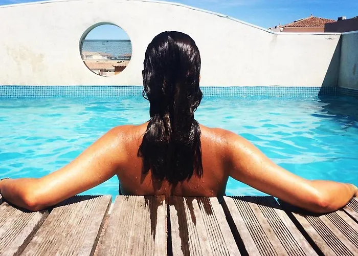 Hotel Grand Cap Rooftop Pool