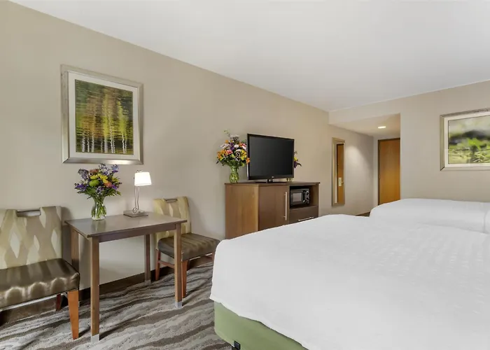Best Western Plus River Escape Sylva / Dillsboro