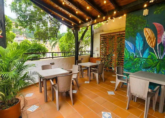 Hotel Casa Del Hidalgo Centenario - Business & Leisure