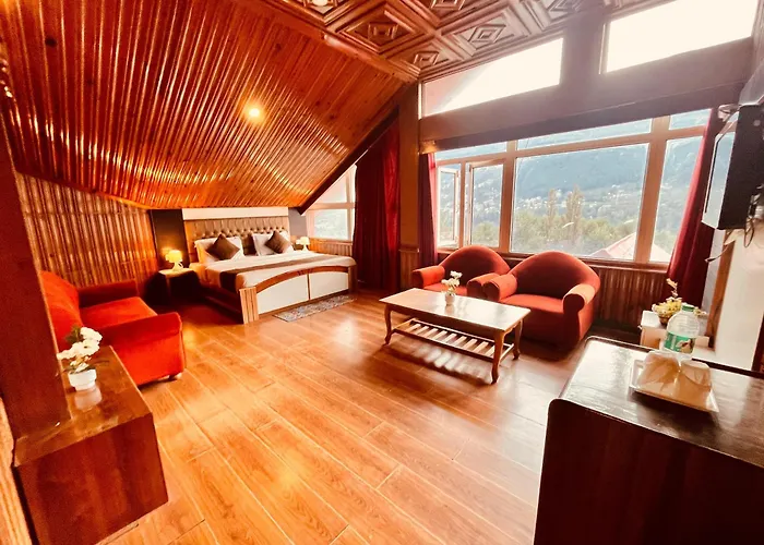 The Town House - Lavish & Luxury Rooms Near Mall Road Manali