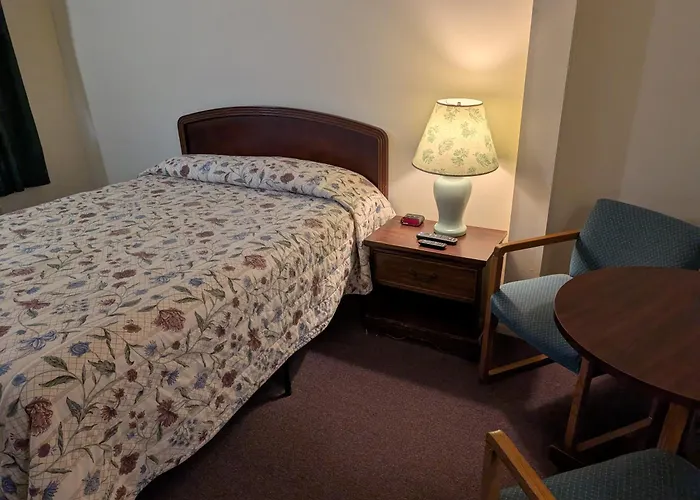 Aroostook Hospitality Inn - Washburn