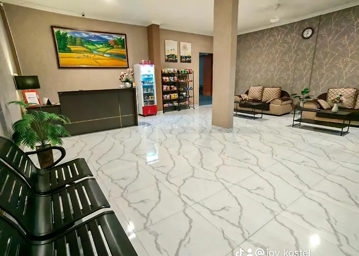 Joy Hotel